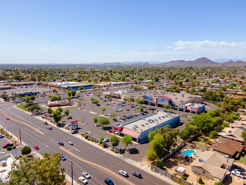 More Photos Of 4240 W Bell Rd, Glendale Storefront For Sale