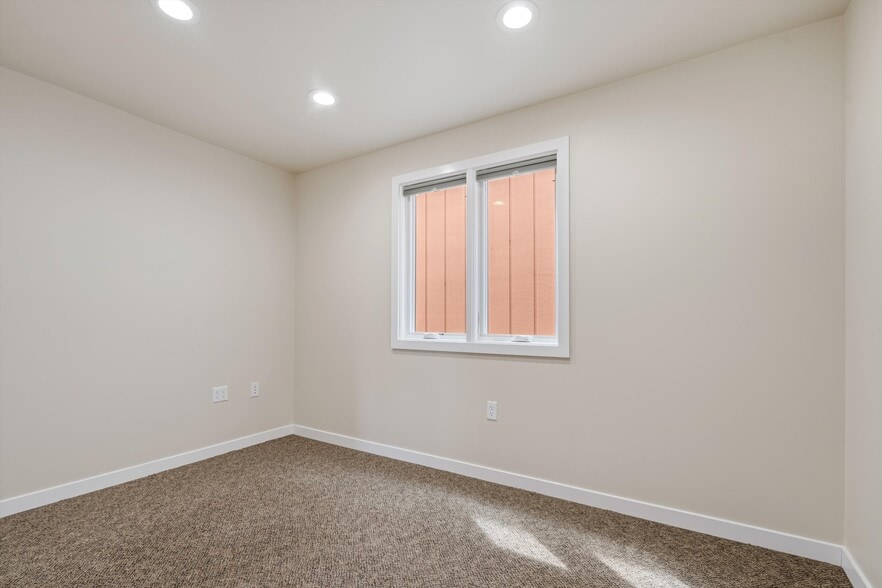 More Photos Of 680 E Cotati Ave, Rohnert Park Health Club For Lease