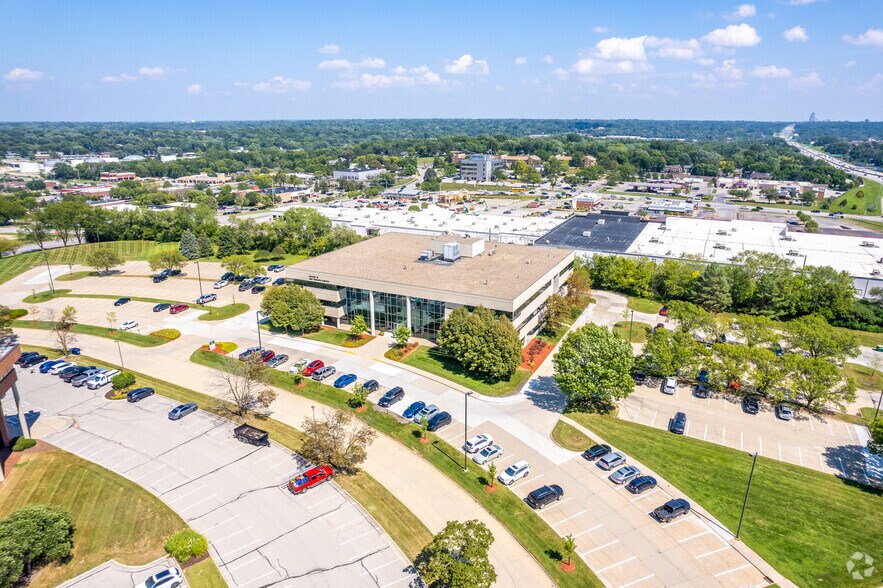 More Photos Of 2600 Westown Pky, West Des Moines Office For Lease
