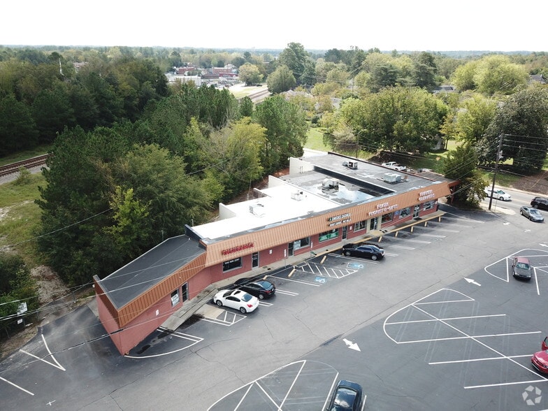 More Photos Of 3471-3503 N Main St, Hope Mills Unknown For Lease
