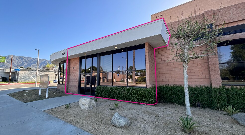 More Photos Of 2260-2268 Lincoln Ave, Altadena General Retail For Sale