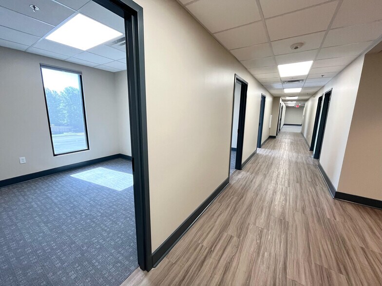 More Photos Of 307 Southgate Ct, Brentwood Medical For Lease