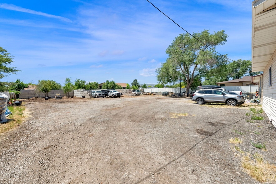 More Photos Of 2875 W 12600, Riverton Office For Sale