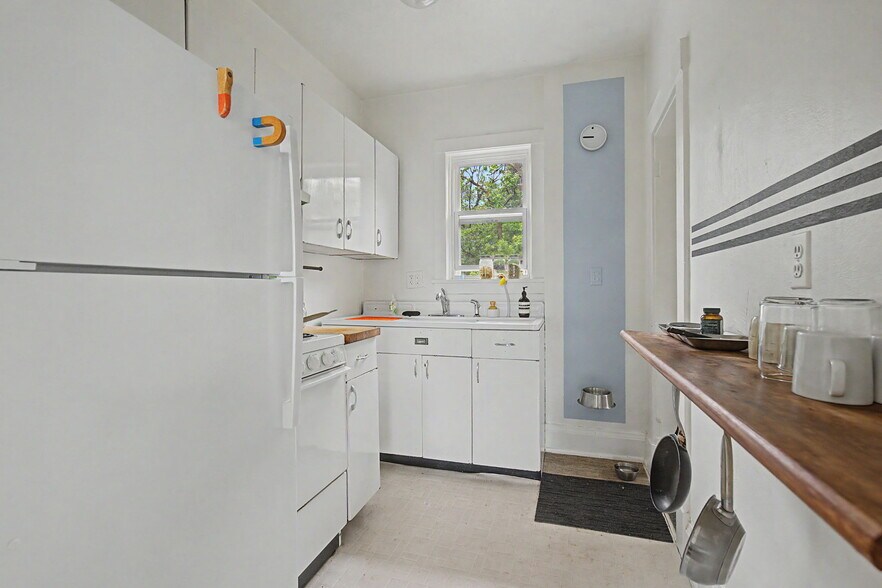 More Photos Of 1044 Maxwell Ave, Boulder Apartments For Sale