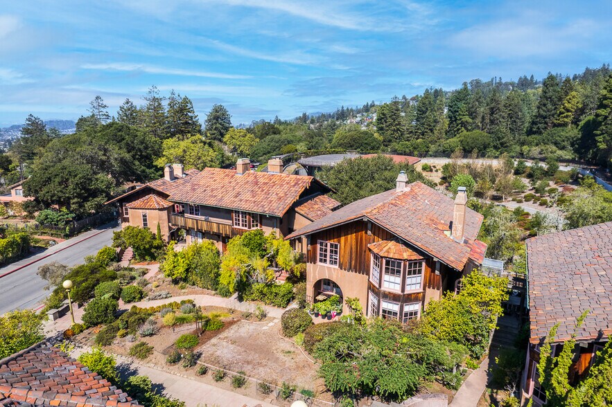 More Photos Of 2501 Rose Walk, Berkeley Apartments For Sale