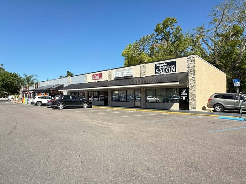 More Photos Of 38363 County Road 54 Rd, Zephyrhills General Retail For Lease