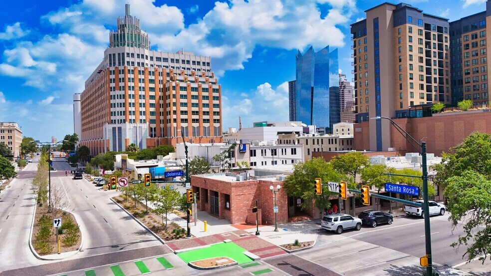 More Photos Of 717 Dolorosa St, San Antonio Office For Lease