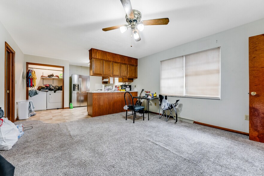 More Photos Of 2939 White Hall Blvd, White Hall General Retail For Sale