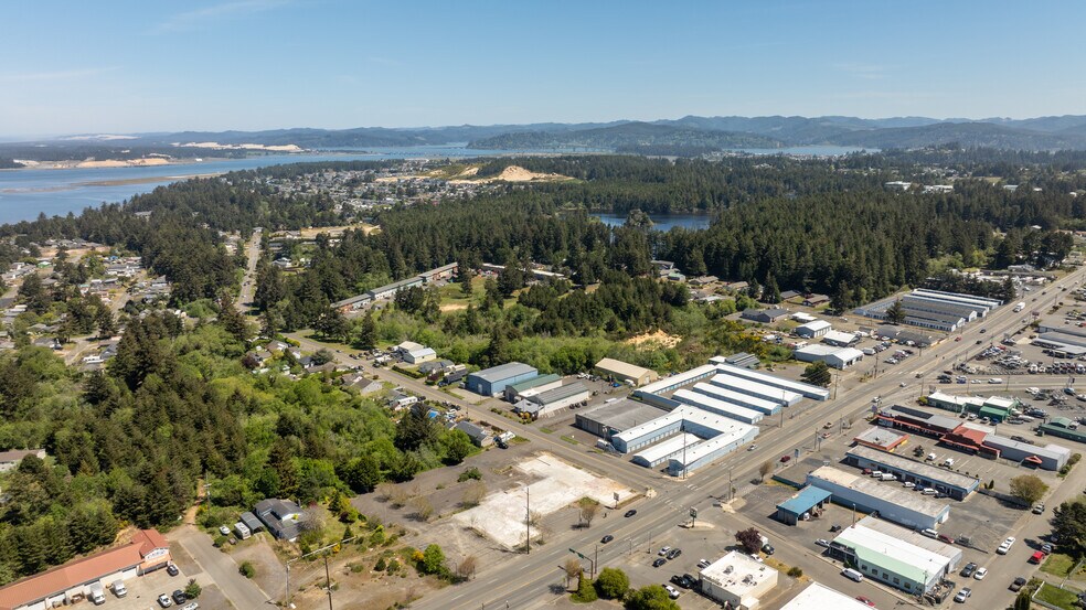 More Photos Of 1090 Newmark Ave, Coos Bay Land For Sale