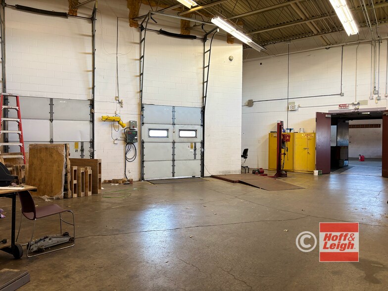 More Photos Of 1490 E 191st St, Euclid Light Manufacturing For Sale