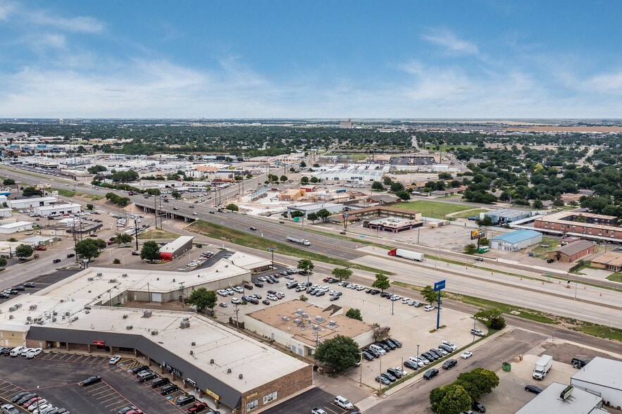 More Photos Of 4530 Canyon Dr, Amarillo Freestanding For Sale