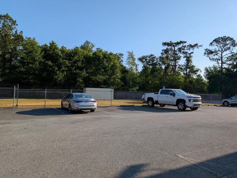 More Photos Of 4081 Inner Perimeter Rd, Valdosta Office Residential For Sale