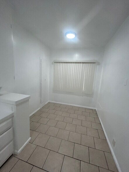 More Photos Of 2175 Chestnut Ave, Long Beach Apartments For Sale