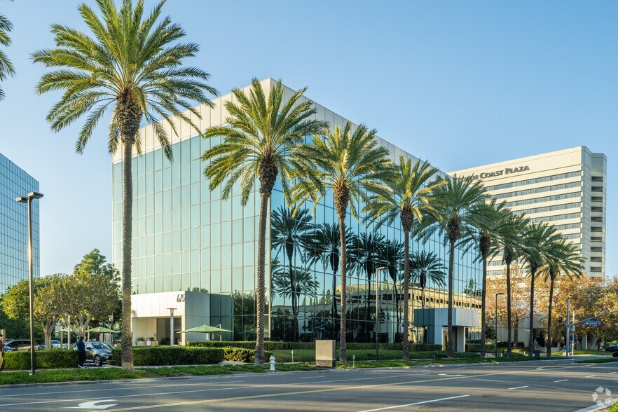 More Photos Of 675 Anton Blvd, Costa Mesa Office For Lease