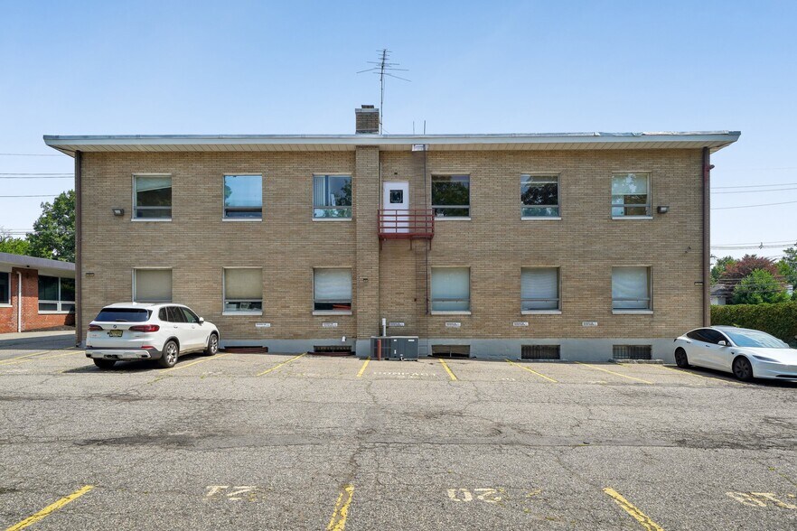 More Photos Of 616 E Palisade Ave, Englewood Cliffs Office For Sale