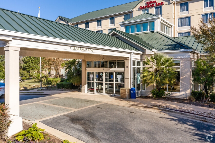 More Photos Of 11617 Research Blvd, Austin Hotel For Sale