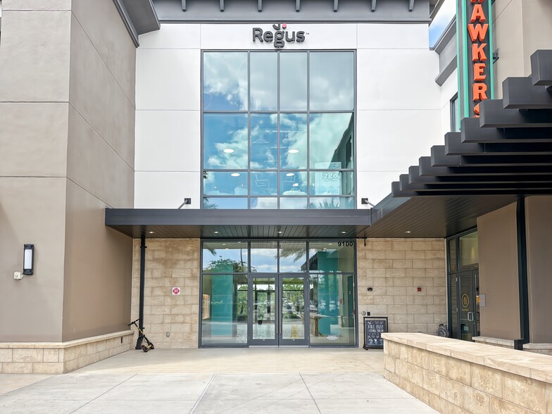 More Photos Of 9100 Conroy Windermere Rd, Windermere Coworking Space