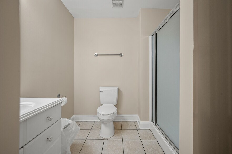 More Photos Of 117 Prince St, Shelbyville Specialty For Sale