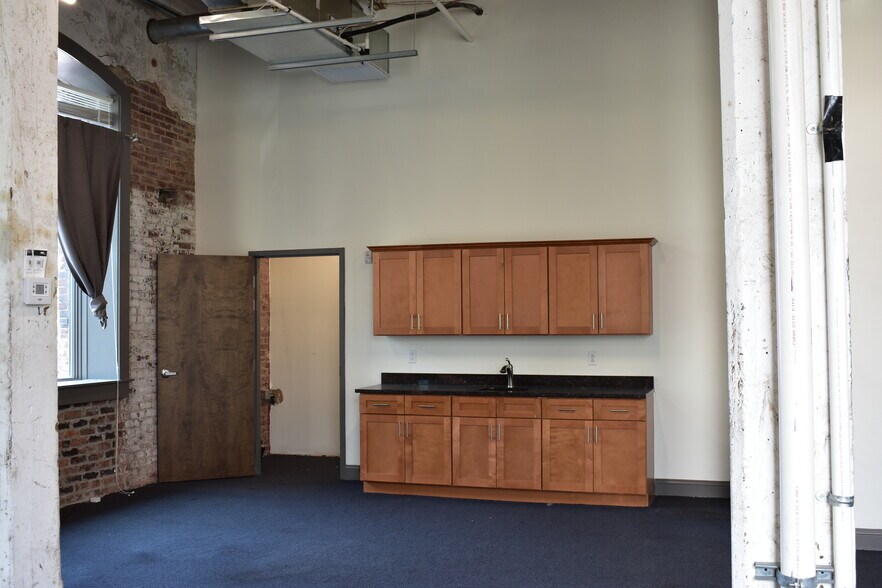 More Photos Of 232 E 11th St, Chattanooga Medical For Lease