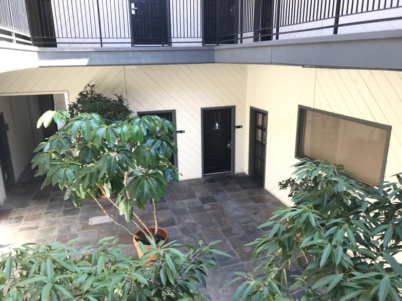 More Photos Of 5011 Argosy Ave, Huntington Beach Loft Creative Space For Sale