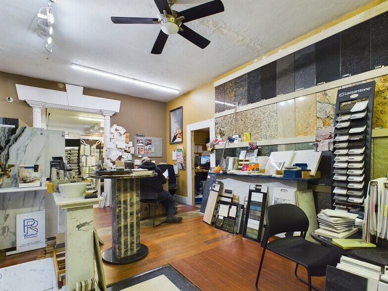 More Photos Of 95 Grove St, Braintree General Retail For Lease