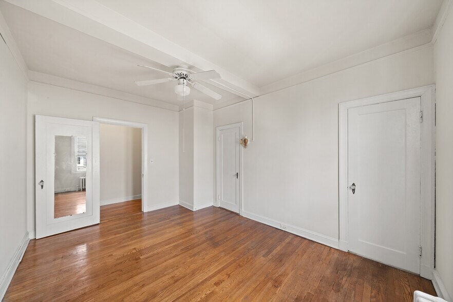 More Photos Of 300A E University Pky, Baltimore Apartments For Sale