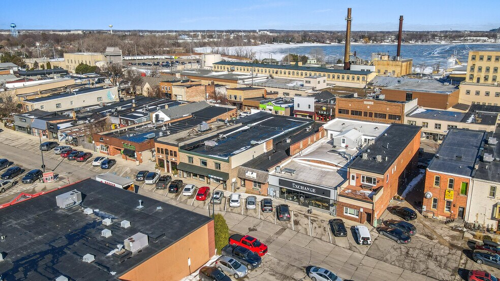 Primary Photo Of 321 Main Ave, De Pere Storefront Retail Office For Sale