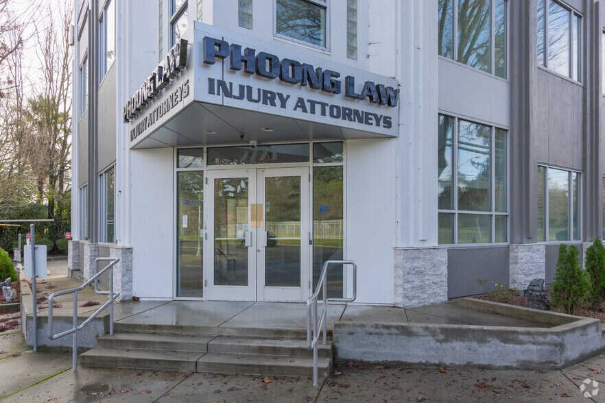 More Photos Of 2725 Riverside Blvd, Sacramento Loft Creative Space For Sale