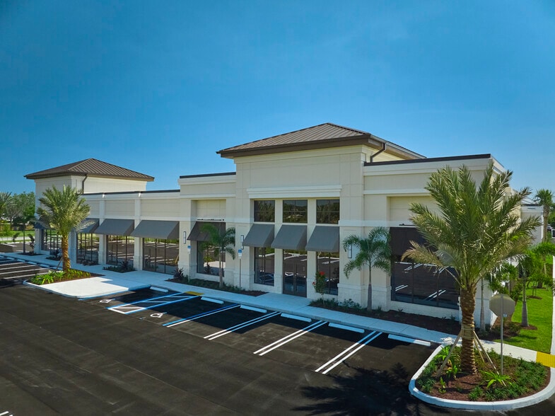 More Photos Of 1908 SW Gatlin Blvd, Port Saint Lucie General Retail For Lease