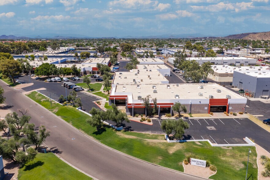 More Photos Of 2329 W Mescal St, Phoenix Unknown For Lease