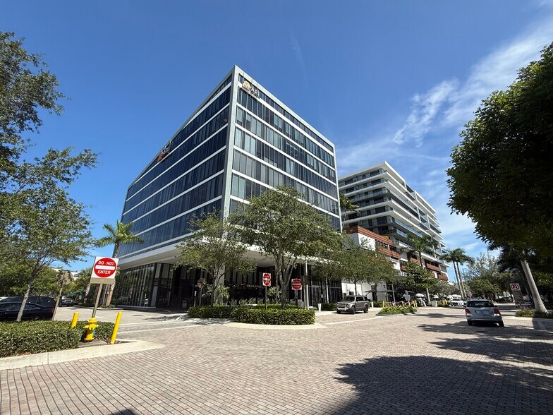 More Photos Of 2980 NE 207th St, Aventura Office Residential For Lease