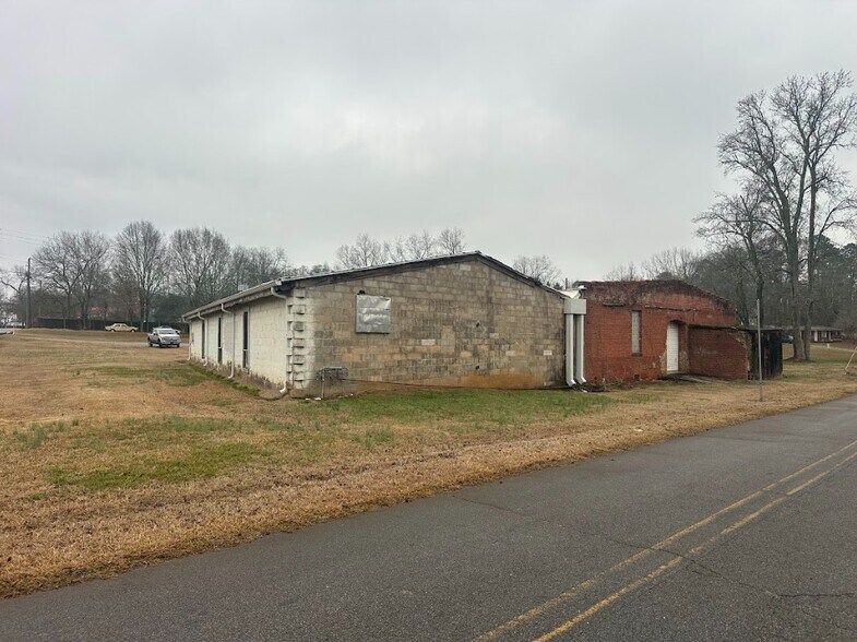 More Photos Of 530 Sims St, Maysville Flex For Sale
