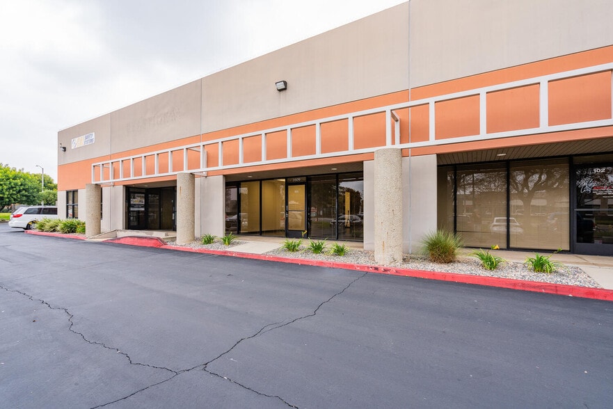More Photos Of 1609 S Grove Ave, Ontario Warehouse For Lease