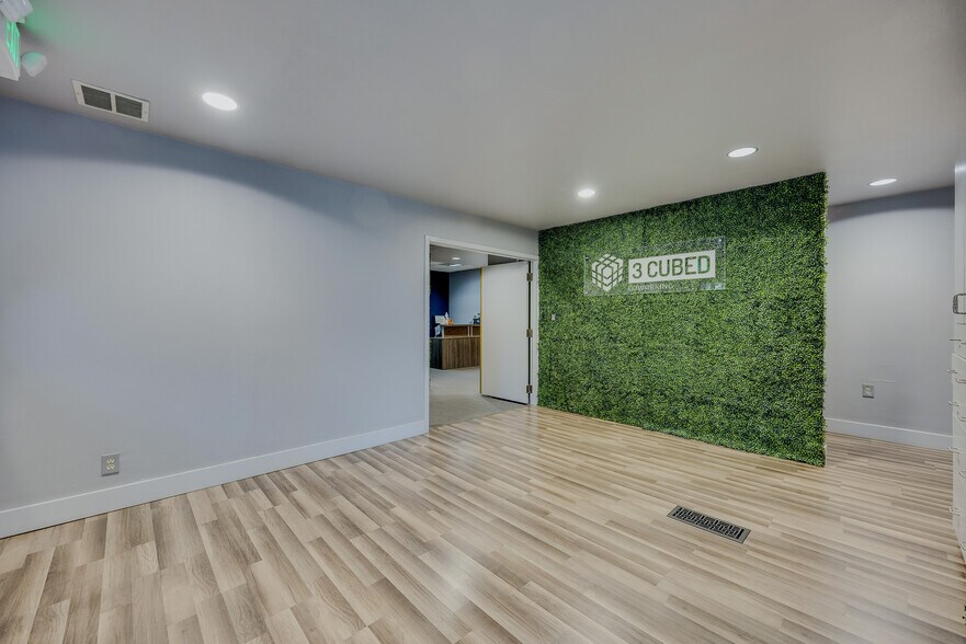 More Photos Of 2301 E Pikes Peak Ave, Colorado Springs Coworking Space