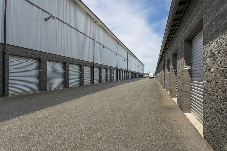 More Photos Of , Abbotsford Specialty For Sale