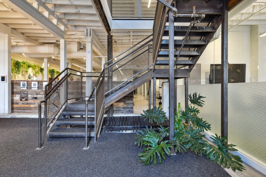 More Photos Of 2911 Walnut St, Denver Showroom For Sale