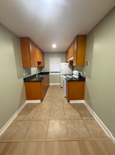 More Photos Of 2125 92nd Ave, Oakland Apartments For Sale