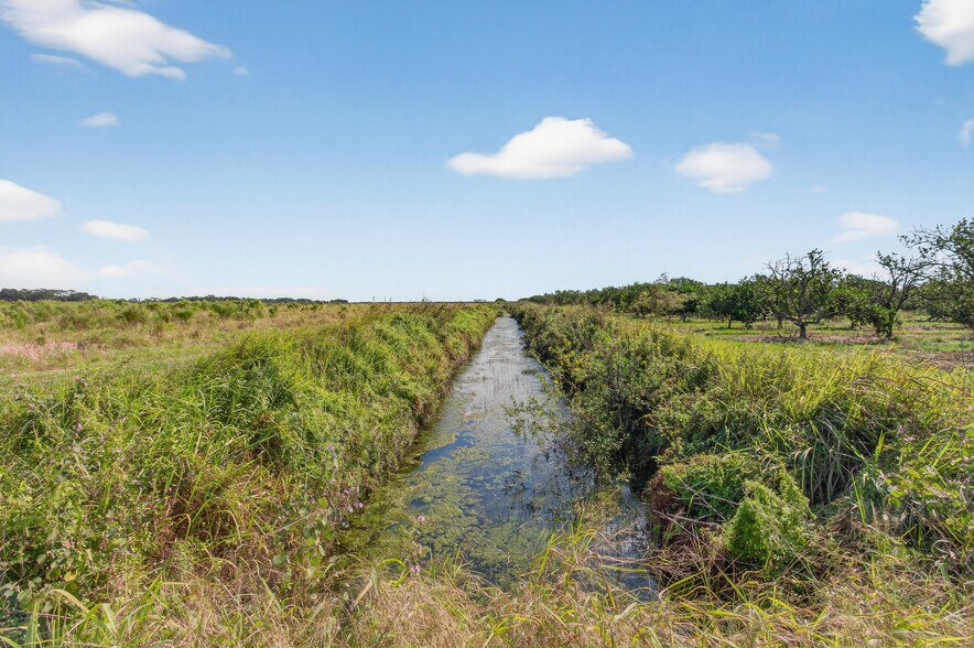 More Photos Of 8476 Ten Mile Grade, Zolfo Springs Land For Sale