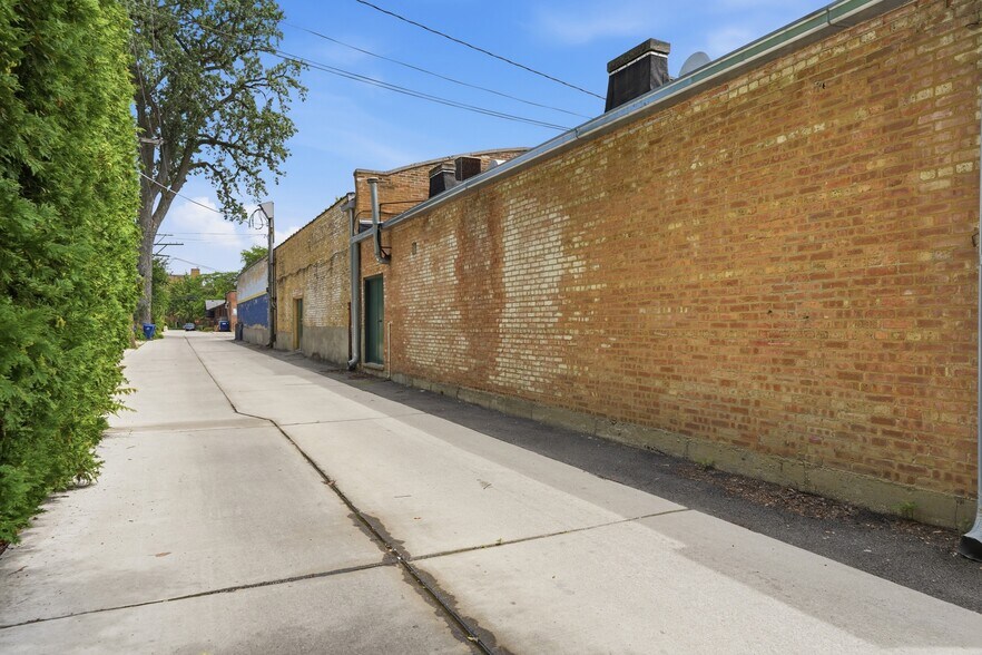 More Photos Of 736 12th St, Wilmette Land For Sale