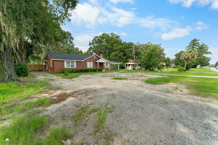 More Photos Of 2605 US Highway 80 W, Savannah Office For Sale