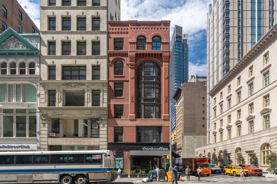 More Photos Of 246 Fifth Ave, New York Office For Sale