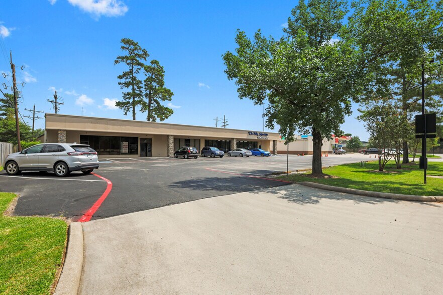 More Photos Of 118 Shenandoah Dr, The Woodlands Freestanding For Sale