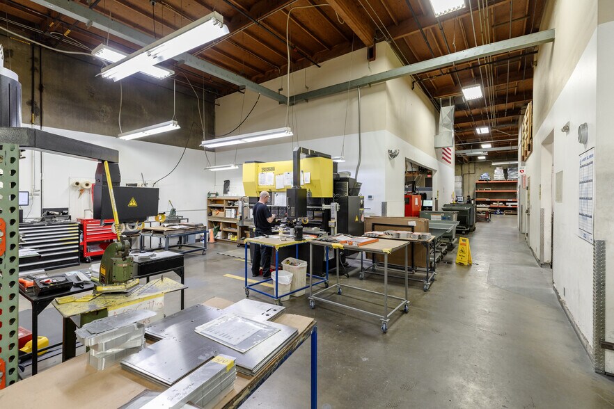 More Photos Of , Beaverton Flex For Sale