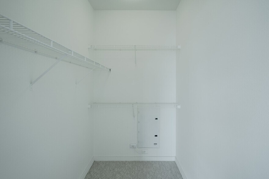 More Photos Of 127 E Riverside Dr, Austin Apartments For Lease