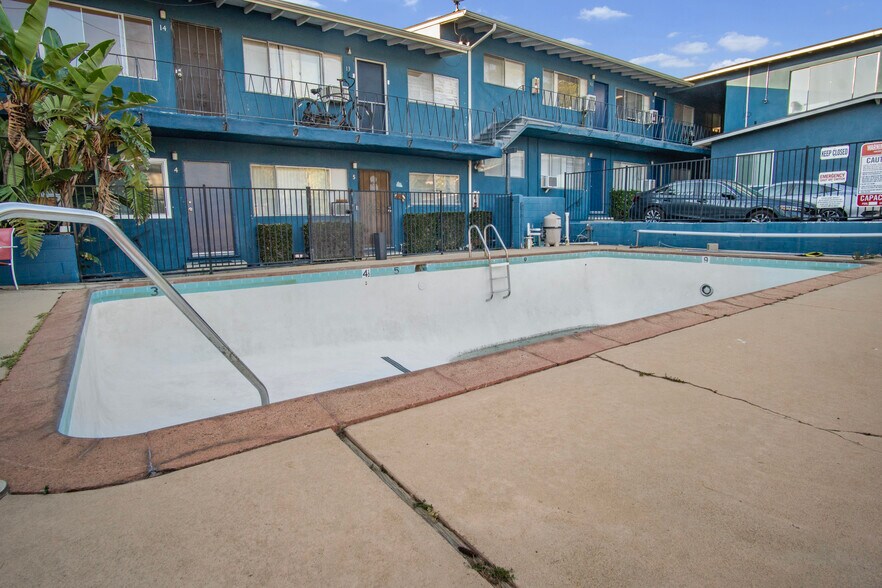 More Photos Of 755-757 E Pine St, Altadena Apartments For Sale