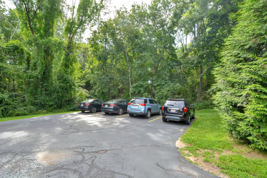 More Photos Of 159 Hartford Ave E, Mendon Office Residential For Sale