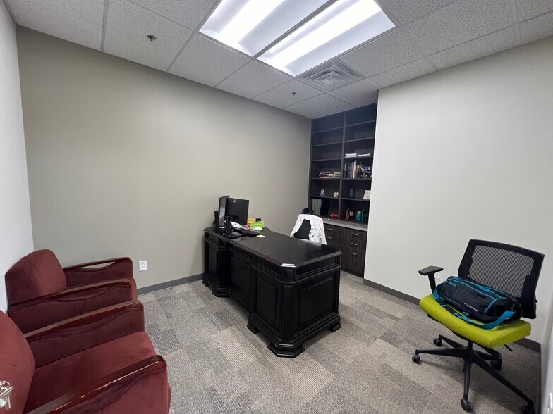 More Photos Of 1314 E Sonterra Blvd, San Antonio Medical For Sale