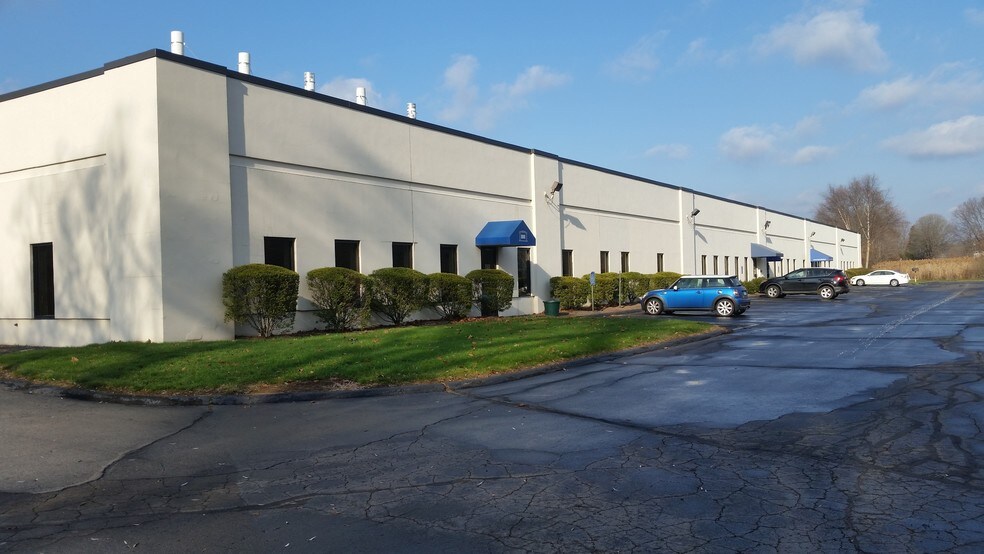 More Photos Of 21 Business Park Dr, Branford Research And Development For Lease