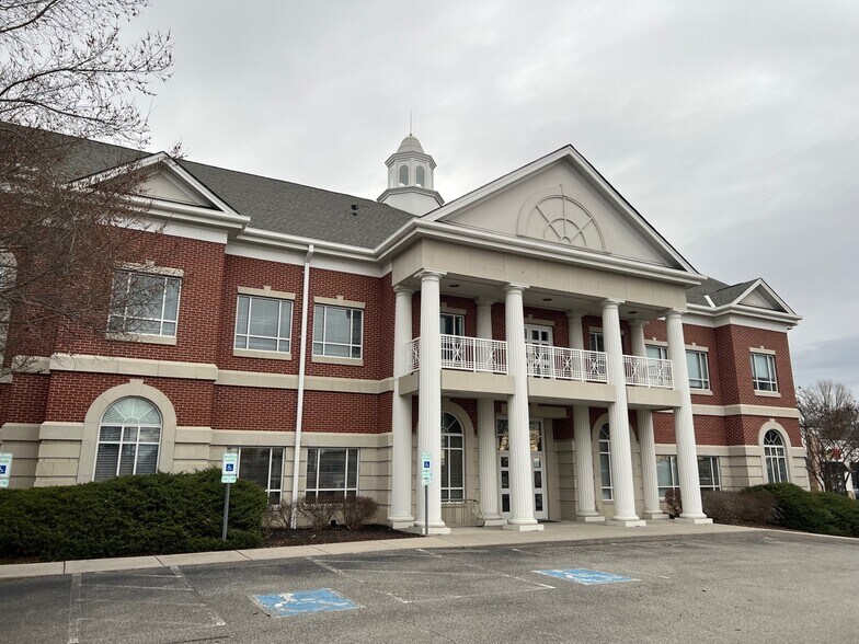 More Photos Of 6501 Kingston Pike, Knoxville Bank For Lease