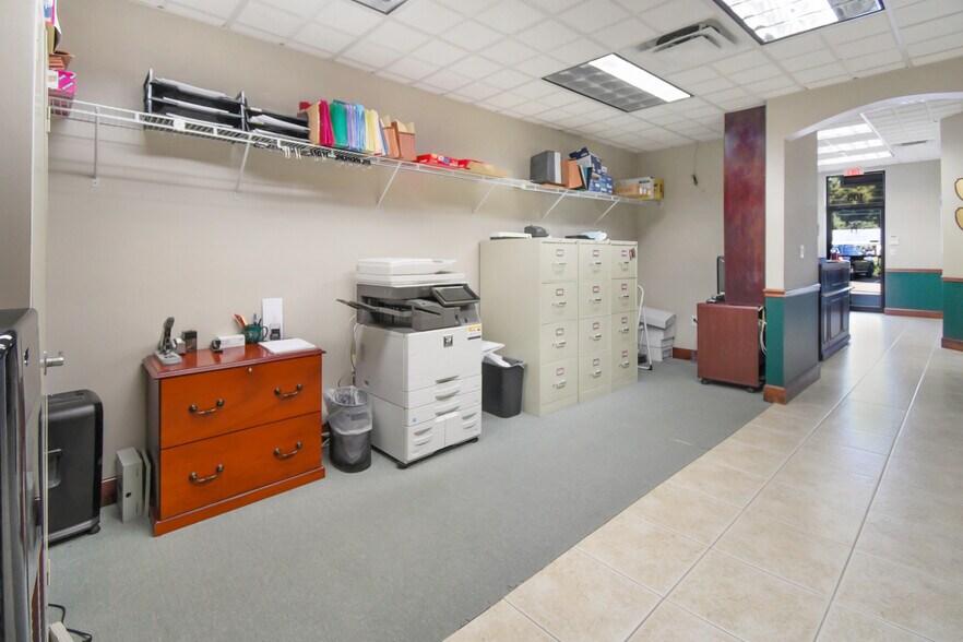 More Photos Of 4425 US Highway 1 S, Saint Augustine Light Manufacturing For Sale